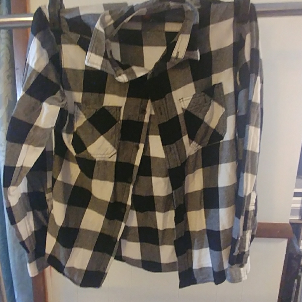 Arizona mens small button up shirt